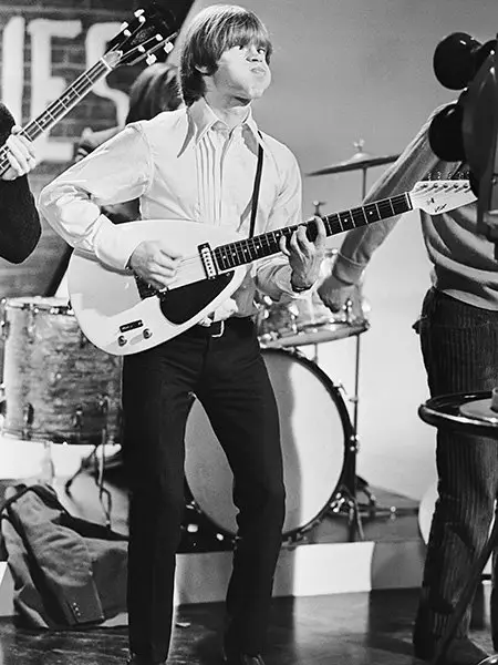 brian jones funny guitar face